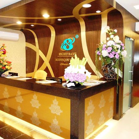 Eight Days Boutique Hotel - Mount Austin Johor Bahru Extérieur photo