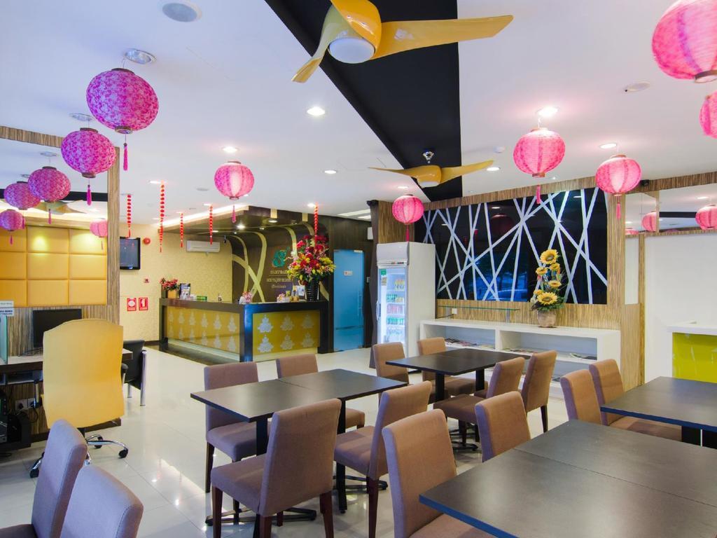 Eight Days Boutique Hotel - Mount Austin Johor Bahru Extérieur photo
