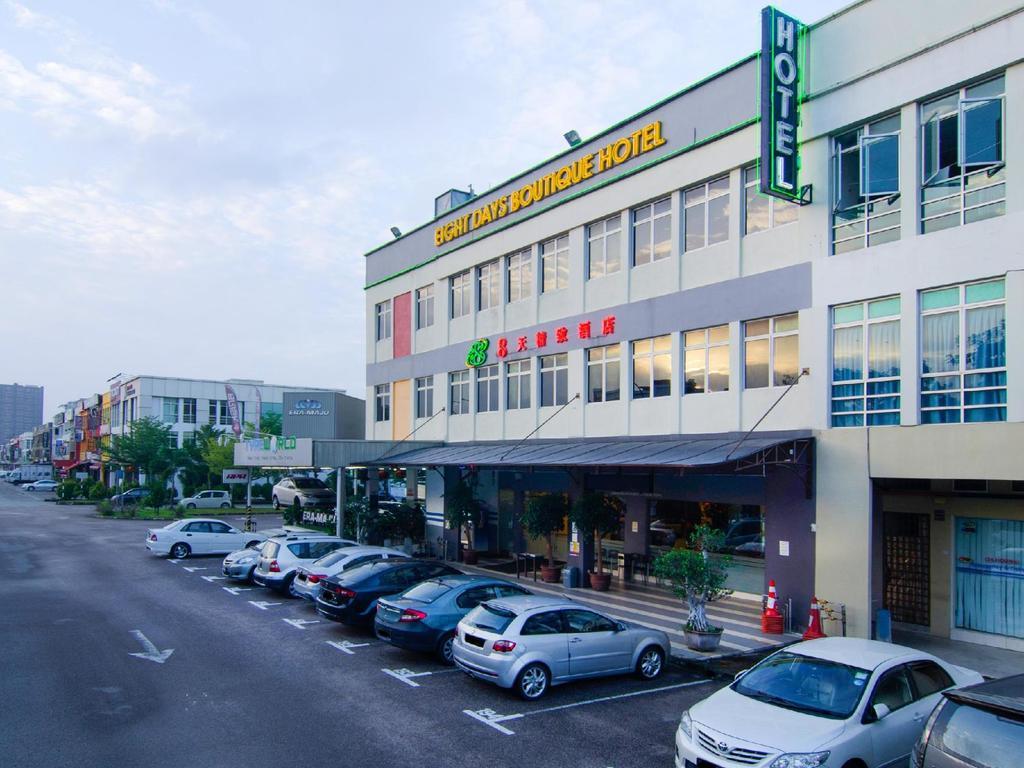 Eight Days Boutique Hotel - Mount Austin Johor Bahru Extérieur photo